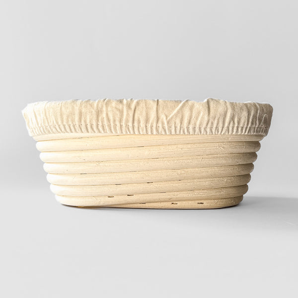 Malá ratanová ošatka na kynutí chleba oválná (600–750 g těsta)
