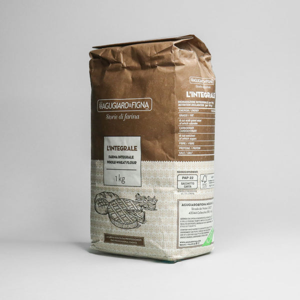 Prémiová celozrnná mouka na pečení chleba z Itálie.