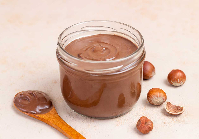 Domácí nutella z lískových oříšků