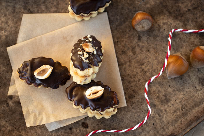 Nugátové vánoční cukroví z lískových ořechů