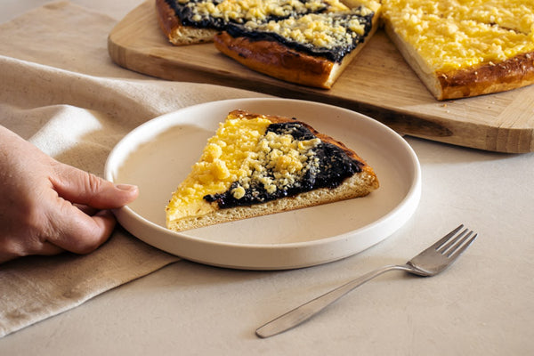 Detail na těsto z receptu na jednoduchý frgál.