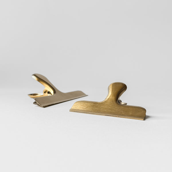 Elegant T-shaped metal clip – large, gold