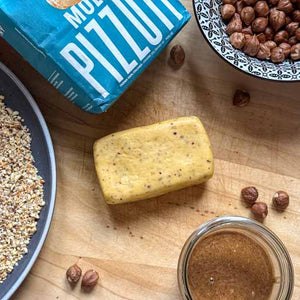 Linecké těsto z lískových ořechů patří mezi nejlepší moderní vánoční cukroví a přesto staví na základu tradic.