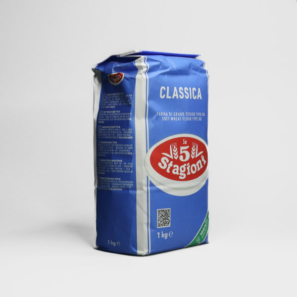 Pšeničná hladká mouka je univerzální mouka z Itálie, která by měla být v každé kuchyni. 1 kg pytel mouky zajistí vyložené hladké pečení.