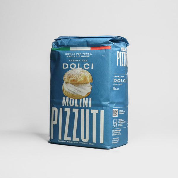Výběrová mouka z Itálie na nejlepší pečení je Farina per Dolci od Molini Pizzuti – kvalitních italských mlynářů.
